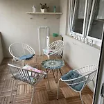 Апартаменти Modern In With Three Bedrooms And Balcony - Ta Leut Agency