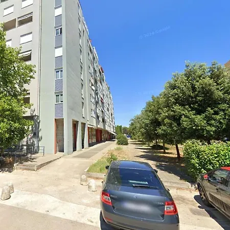Modern In With Three Bedrooms And Balcony - Ta Leut Agency Апартаменти Задар